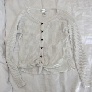 ❄️ 3/$15 White Fawn Girl’s Knit Top